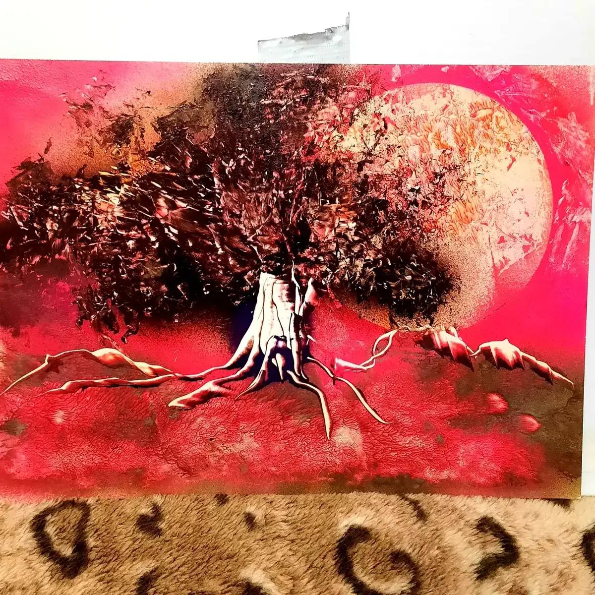 Дерево и луна — картина баллончиком на холсте 80x60 см, техника spray-art
