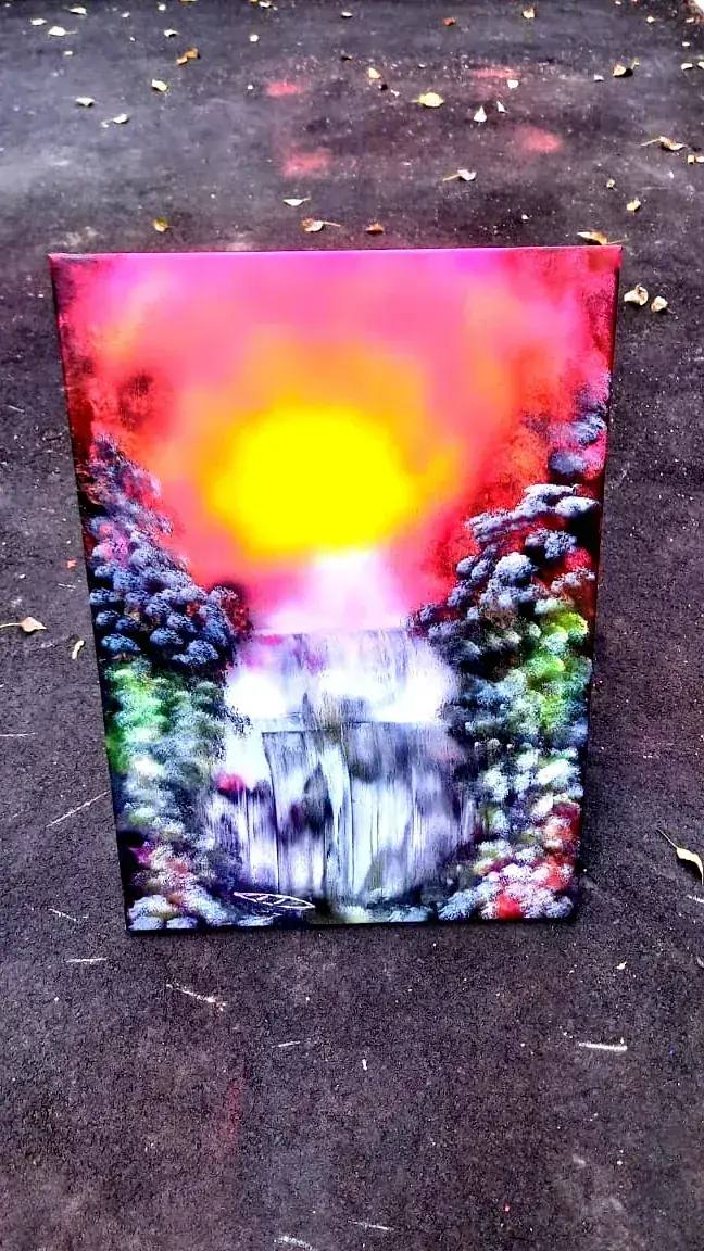 Лесной водопад на закате — картина баллончиком на холсте 40x60 см, техника spray-art